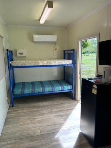Territory Manor Motel & Caravan Park Mataranka Pokoj fotografie